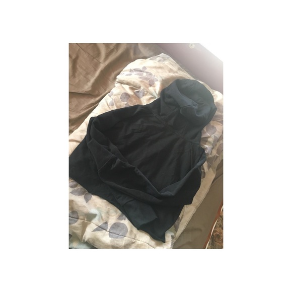 Original Gymshark cropped hoodie size small - Picture 4 of 4